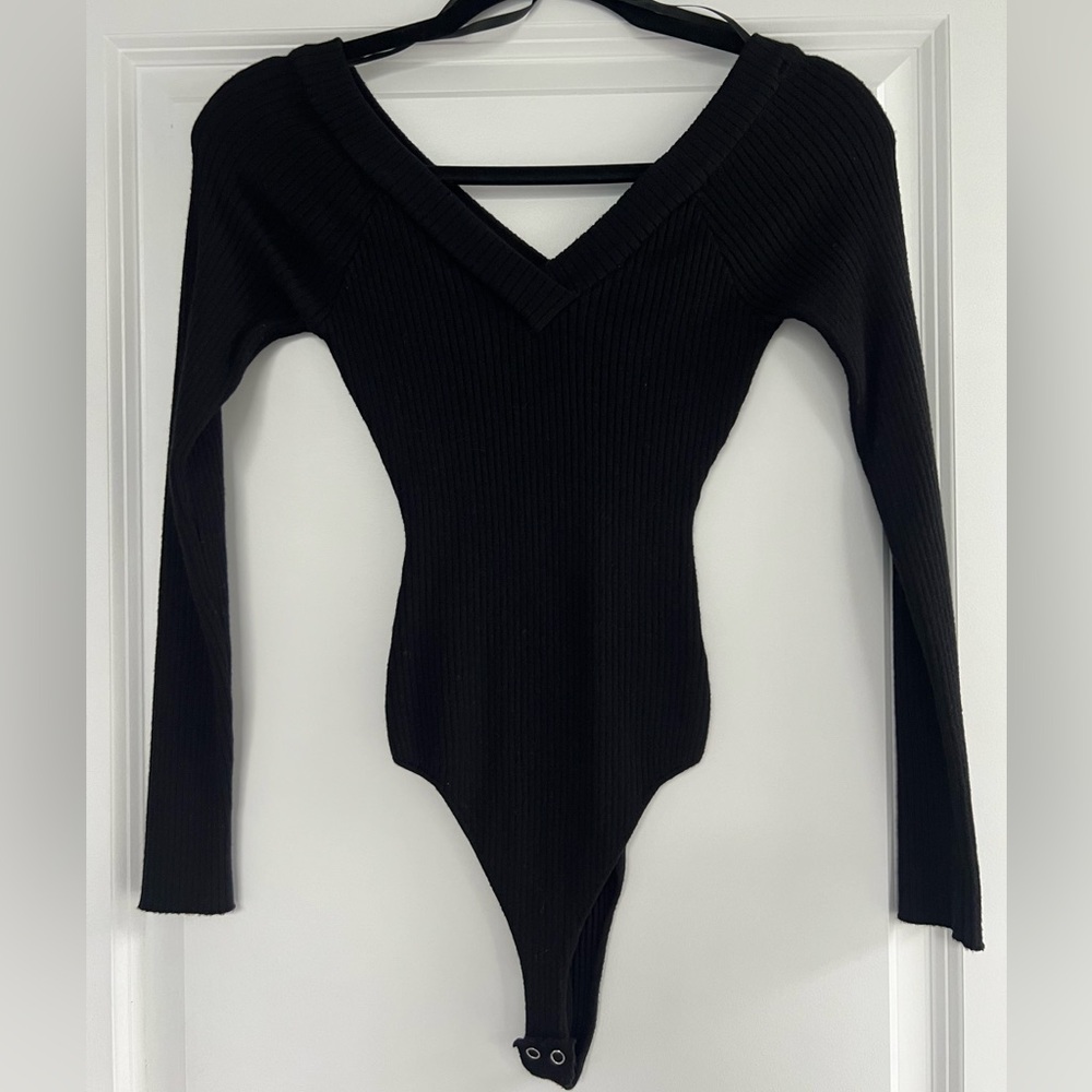 Windsor Women’s Off Shoulder Ribbed Bodysuit